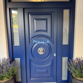 Looking fow window and Door footers must speak fluent English and polish 