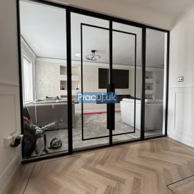 Looking fow window and Door footers must speak fluent English and polish 